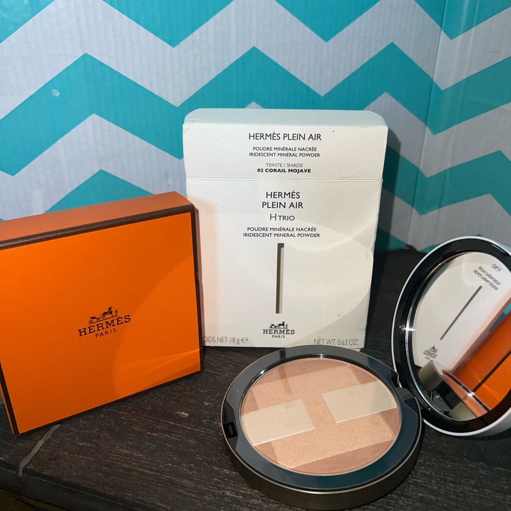 Hermès Plein Air Trio Iridescent Mineral Powder - Corail Mojave NEW